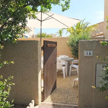 Les Capellanes By Interhome *